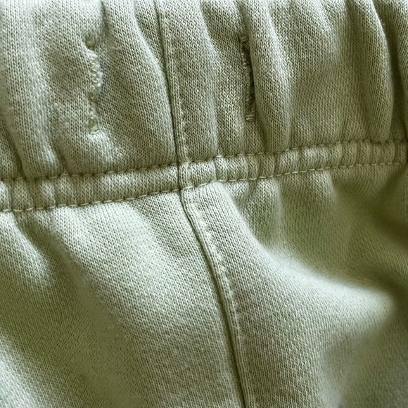 FEAR OF GOD ESSENTIALS SWEATPANTS SIZE MEDIUM TRENDY STYLISH STREET WEAR SPORTY - Picture 6 of 9